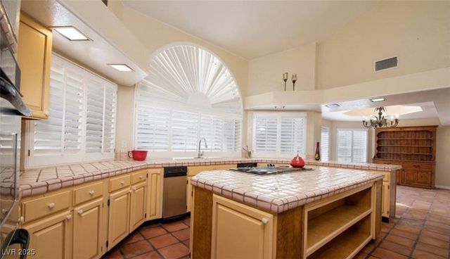 3930 Placita Del Rico, Las Vegas, NV 89120