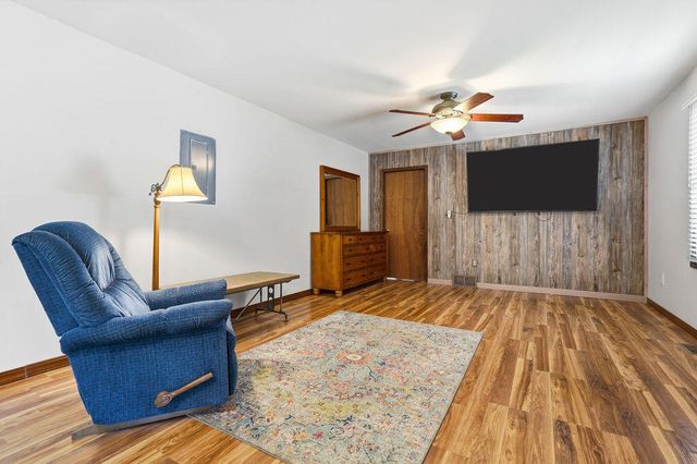 6649 122nd Avenue, Fennville, MI 49408