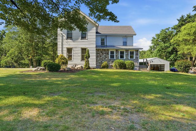 6649 122nd Avenue, Fennville, MI 49408