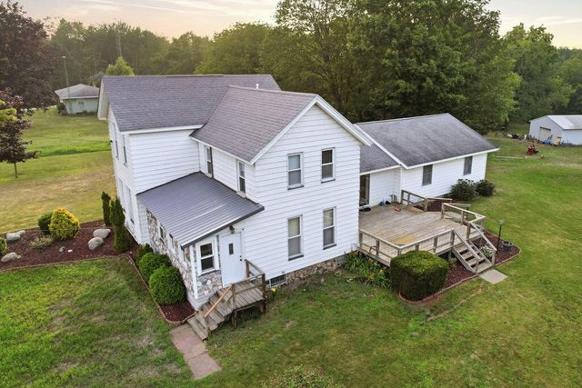 6649 122nd Avenue, Fennville, MI 49408