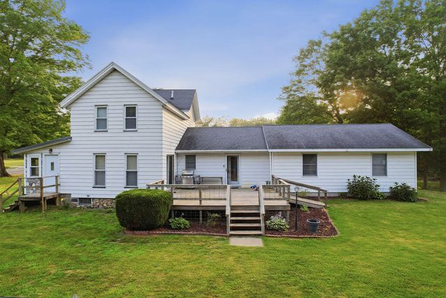 6649 122nd Avenue, Fennville, MI 49408