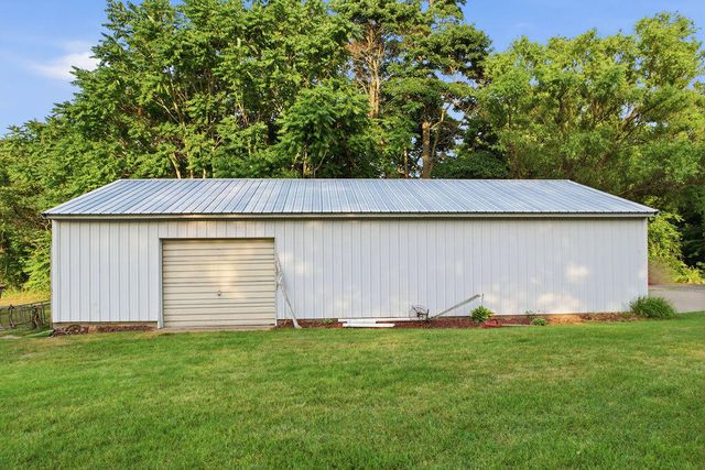 6649 122nd Avenue, Fennville, MI 49408