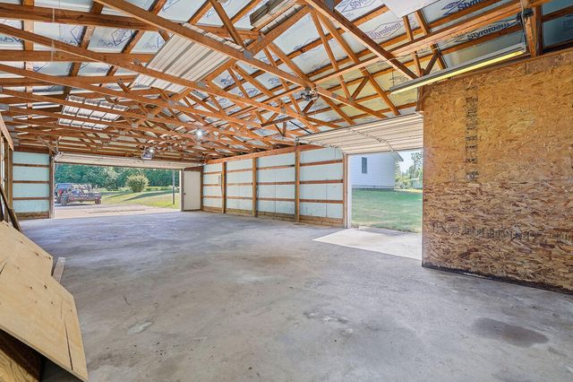6649 122nd Avenue, Fennville, MI 49408