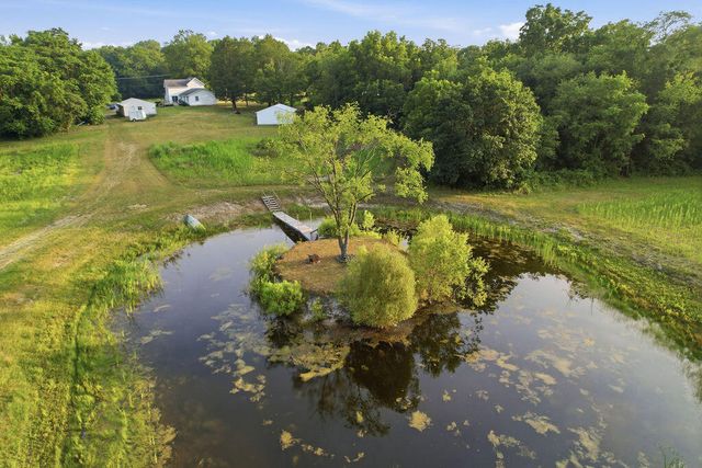 6649 122nd Avenue, Fennville, MI 49408