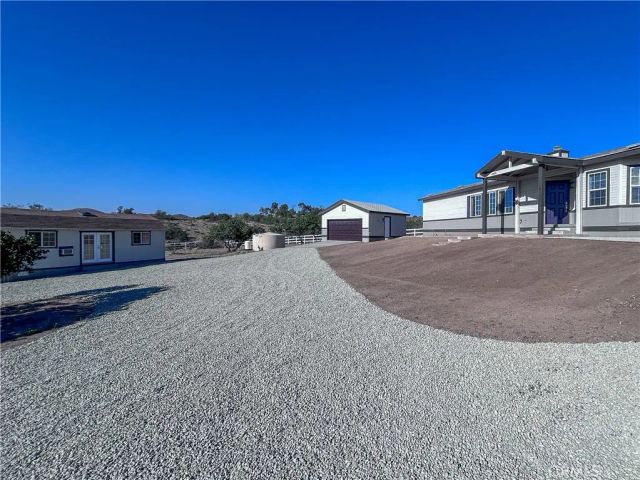 40705 Calle Vecina, Temecula, CA 92592