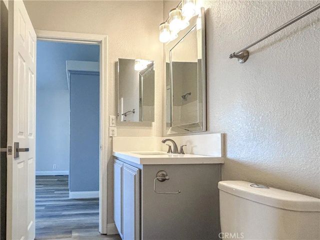 40705 Calle Vecina, Temecula, CA 92592