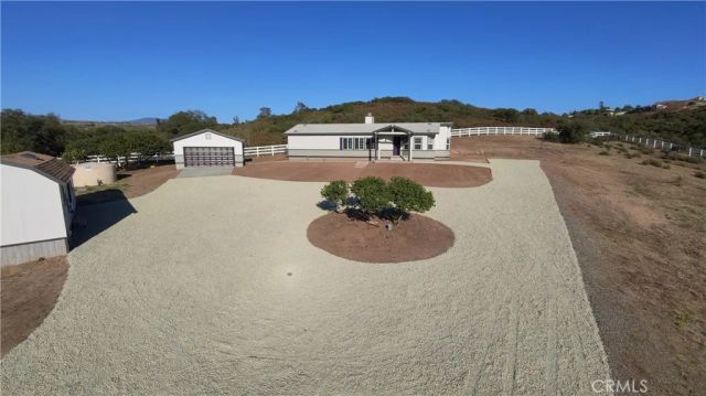 40705 Calle Vecina, Temecula, CA 92592