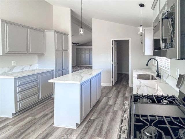 40705 Calle Vecina, Temecula, CA 92592