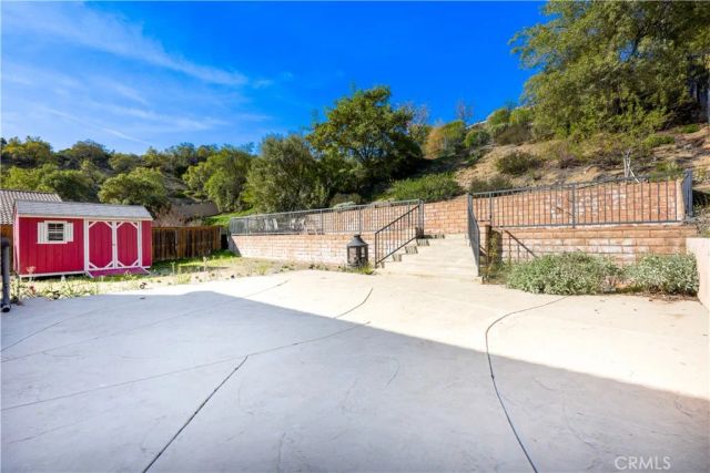 29483 Rock Point, Lake Elsinore, CA 92530