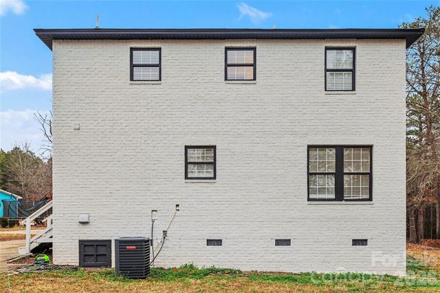 504 Six Mile Creek Road, Lancaster, SC 29720