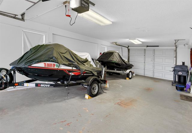 906 91st Street, Galveston, TX 77554