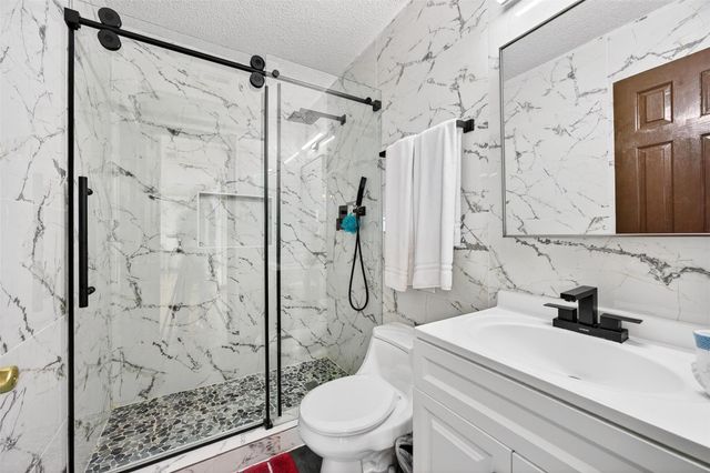 906 91st Street, Galveston, TX 77554