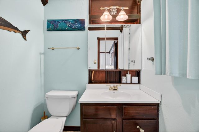 906 91st Street, Galveston, TX 77554