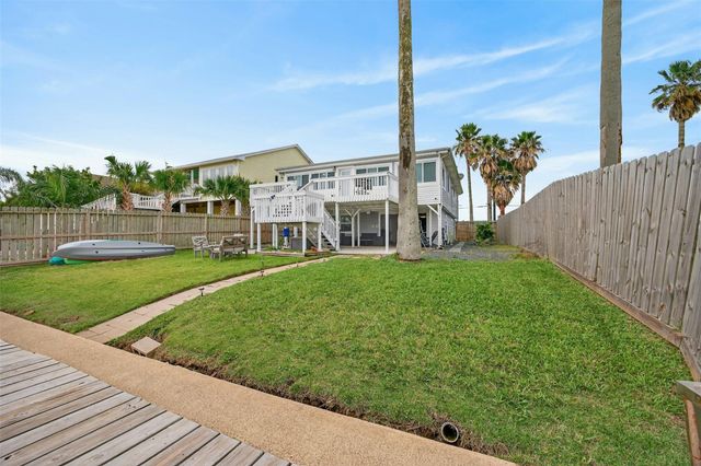 906 91st Street, Galveston, TX 77554