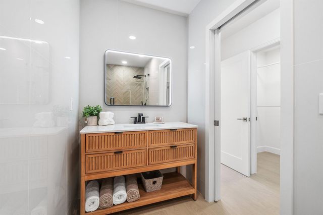 25 NE 10th Street, Delray Beach, FL 33444