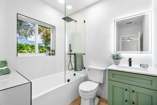 25 NE 10th Street, Delray Beach, FL 33444