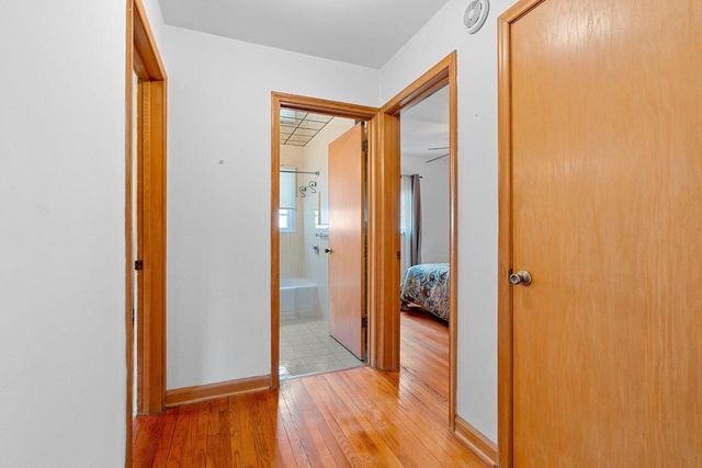 6339 BAY RIDGE AVENUE, Whitefish Bay, WI 53217