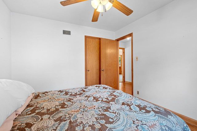 6339 BAY RIDGE AVENUE, Whitefish Bay, WI 53217