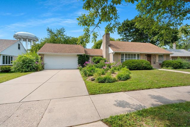 6339 BAY RIDGE AVENUE, Whitefish Bay, WI 53217