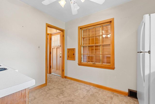 6339 BAY RIDGE AVENUE, Whitefish Bay, WI 53217