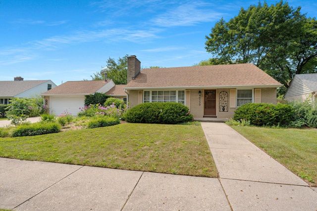 6339 BAY RIDGE AVENUE, Whitefish Bay, WI 53217