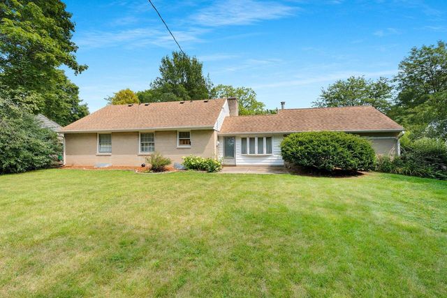 6339 BAY RIDGE AVENUE, Whitefish Bay, WI 53217