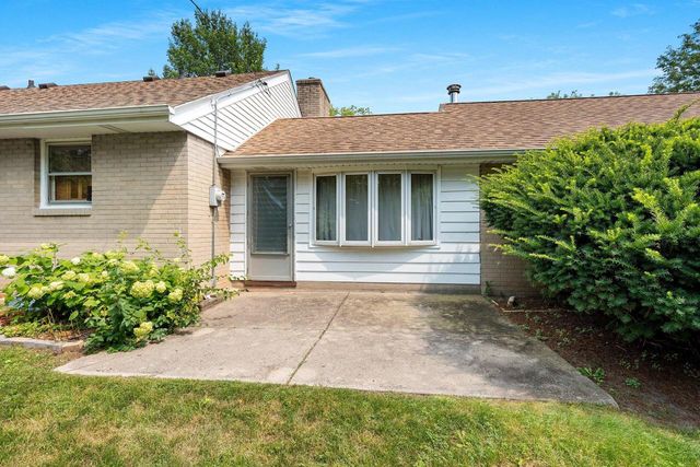 6339 BAY RIDGE AVENUE, Whitefish Bay, WI 53217