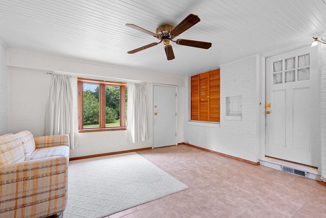 6339 BAY RIDGE AVENUE, Whitefish Bay, WI 53217