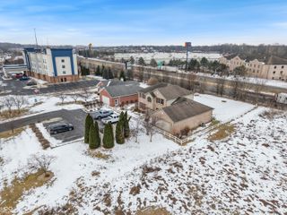 65 Maplehurst Drive, Brownsburg, IN 46112