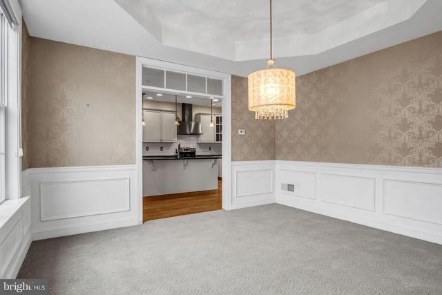 6 JAMESTOWN SQ, Mechanicsburg, PA 17050