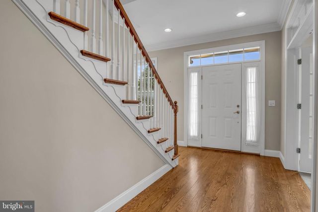 6 JAMESTOWN SQ, Mechanicsburg, PA 17050