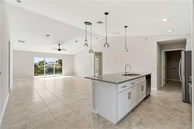 536 NW 20th ST, Cape Coral, FL 33993