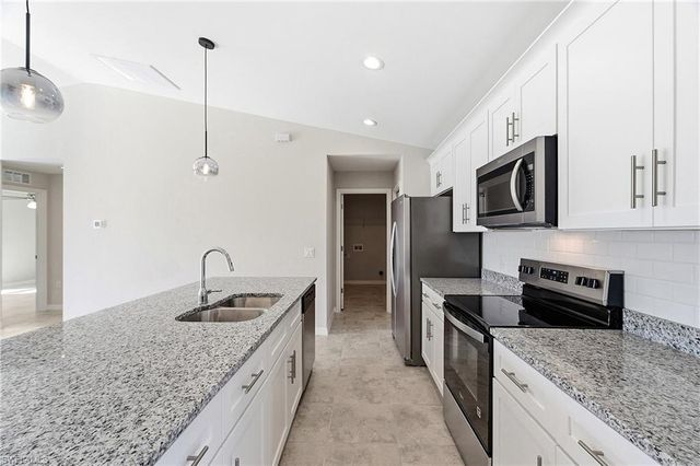 536 NW 20th ST, Cape Coral, FL 33993