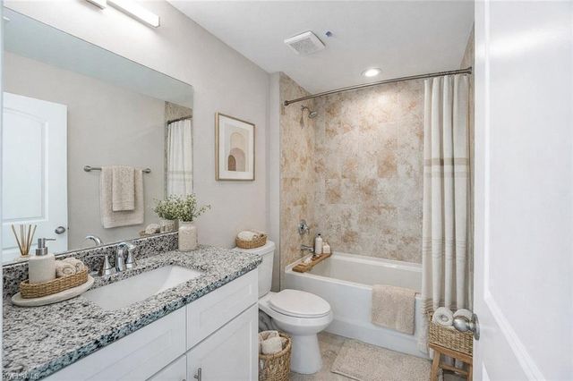 536 NW 20th ST, Cape Coral, FL 33993