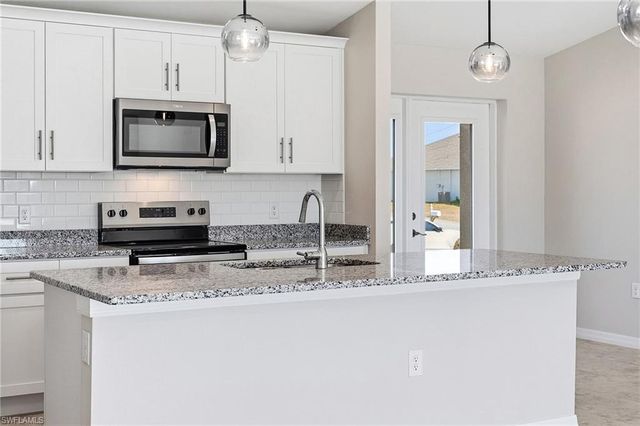 536 NW 20th ST, Cape Coral, FL 33993