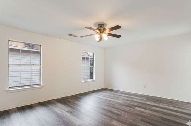 413 Fox Creek Court, Denton, TX 76209