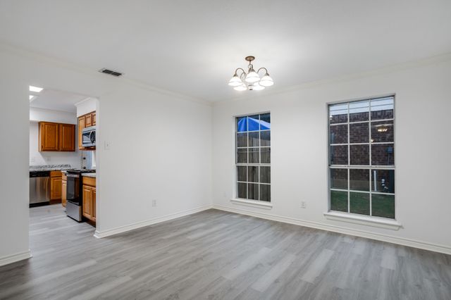 413 Fox Creek Court, Denton, TX 76209