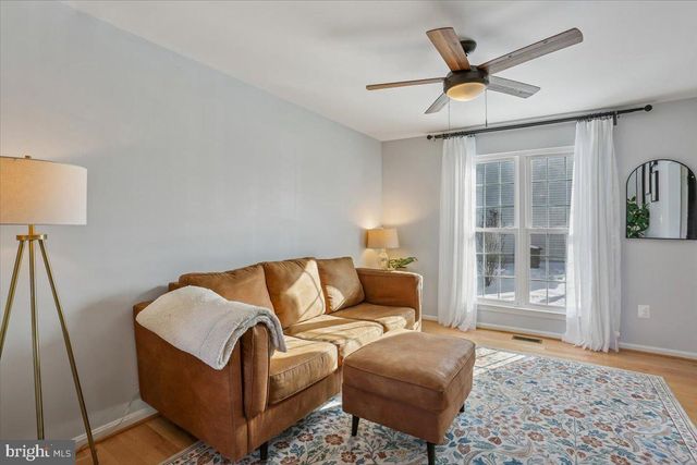 9201 BROADWATER DR, Gaithersburg, MD 20879