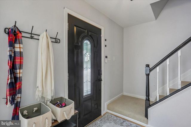 9201 BROADWATER DR, Gaithersburg, MD 20879