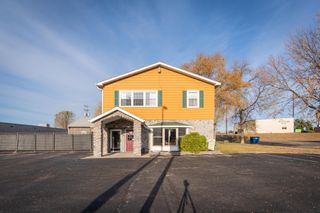 1111 N Knowles Avenue, New Richmond, WI 54017