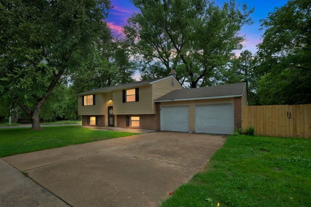 6283 CRANBURY PARK DR, Memphis, TN 38141
