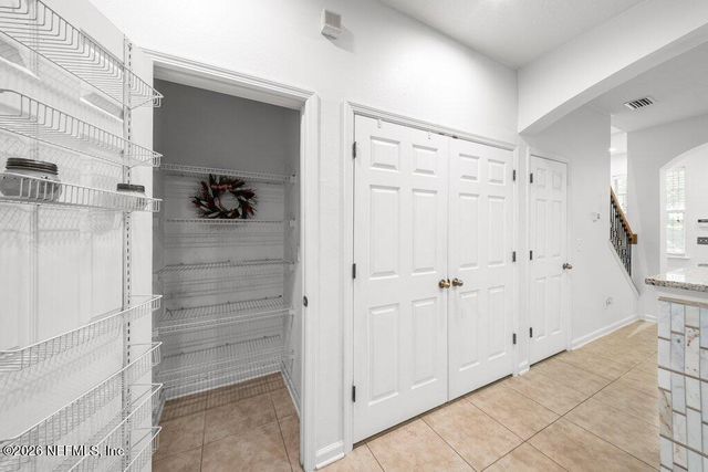 6186 HIGH TIDE Boulevard, Jacksonville, FL 32258
