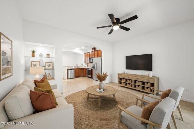 6186 HIGH TIDE Boulevard, Jacksonville, FL 32258