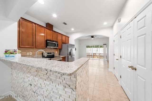6186 HIGH TIDE Boulevard, Jacksonville, FL 32258