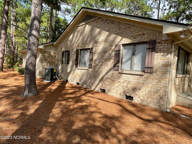 55 Salem Drive, Pinehurst, NC 28374