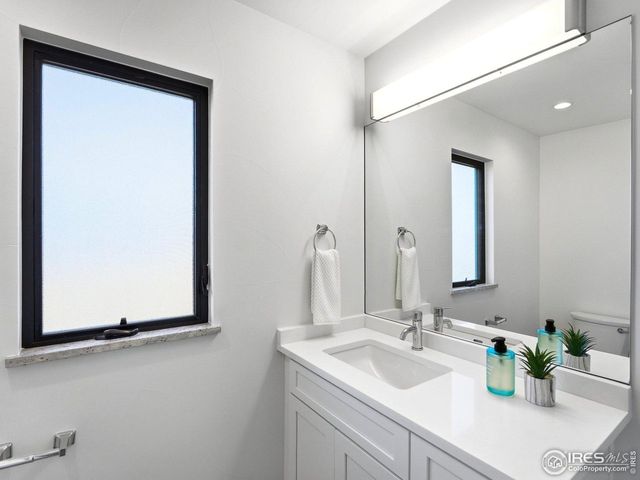 621 Wewoka Dr, Boulder, CO 80303