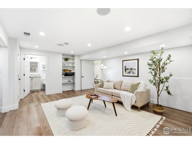 621 Wewoka Dr, Boulder, CO 80303