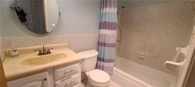 911 WASHINGTON AVENUE 305, Largo, FL 33770
