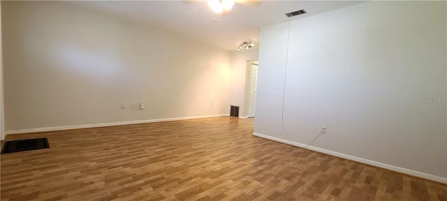 911 WASHINGTON AVENUE 305, Largo, FL 33770