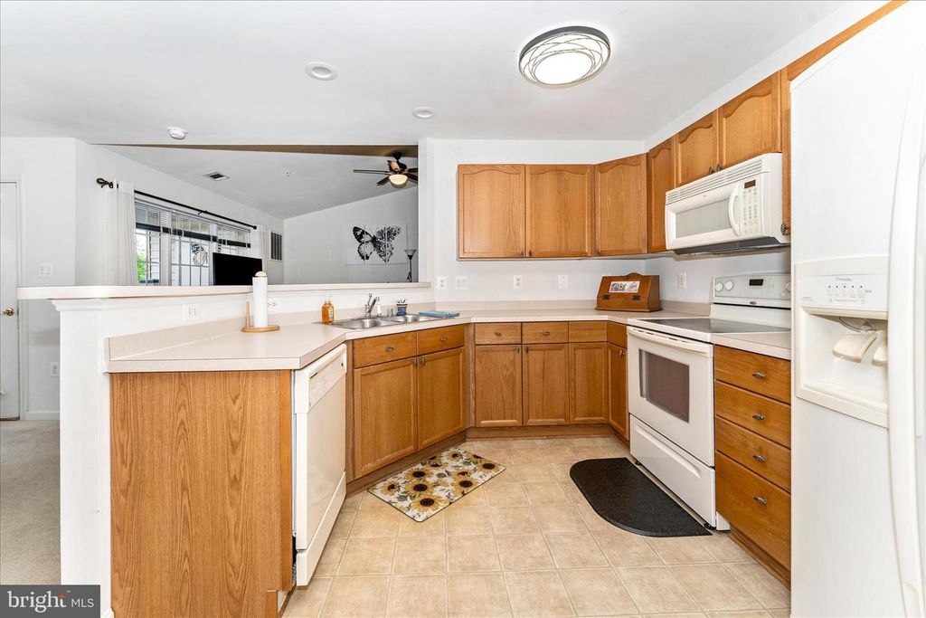 Image 15 of property listing at 2513 SHELLEY CIR #9 3D, Frederick, MD 21702
